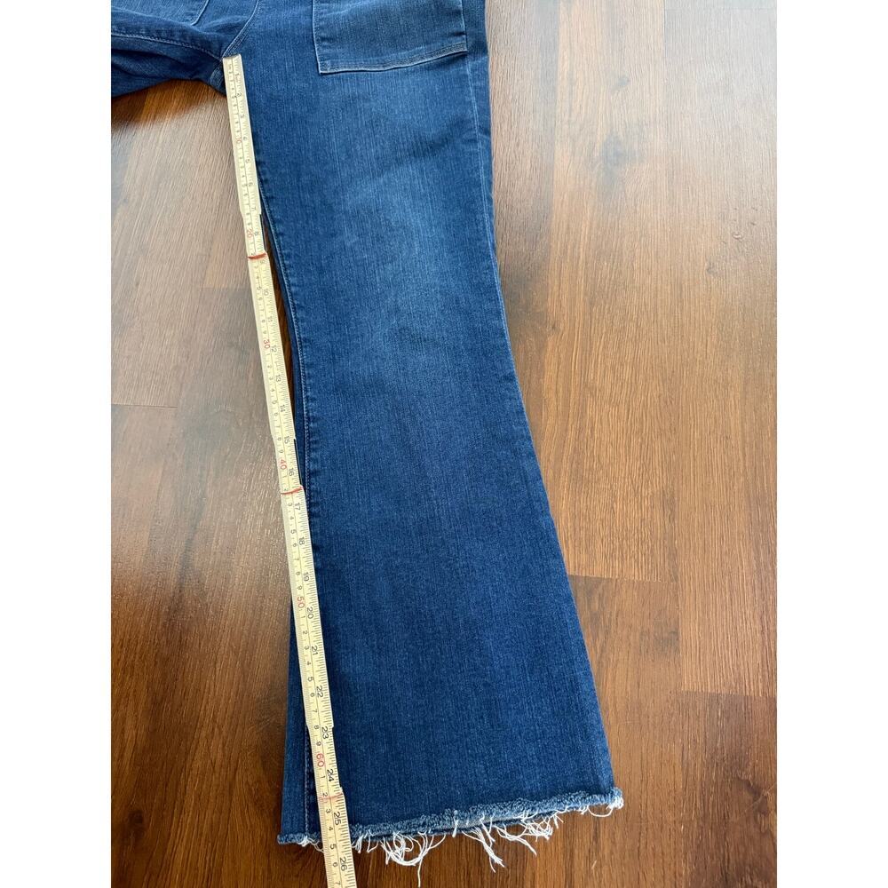 Frame Le Flare De Francoise Jeans Sz 29 Mid Rise Raw Hem PReppy Casual Boho - Picture 7 of 7